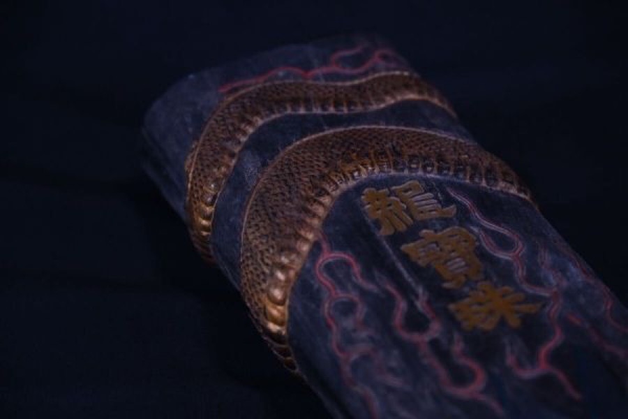 中国 古墨 「龍寶珠」 ／ 方于象堂製 龍彫 金彩浮彫 セット